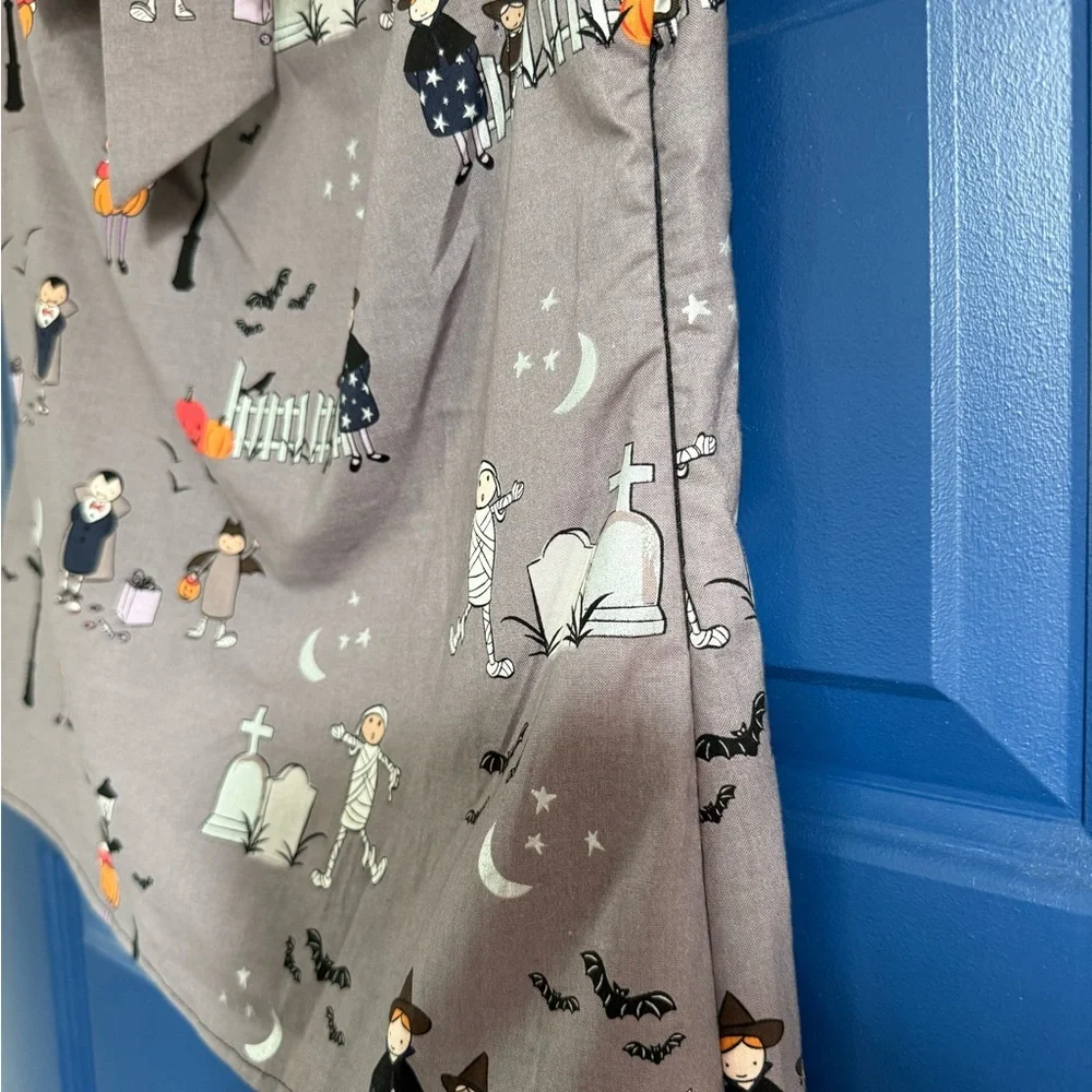 Retrolicious Gray 2 piece Halloween Dress with Vintage Trick-or-Treat Print. NWT